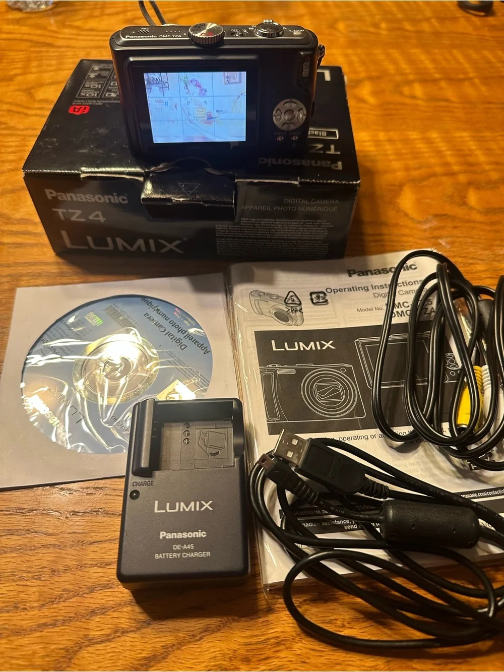 Panasonic compact lumix